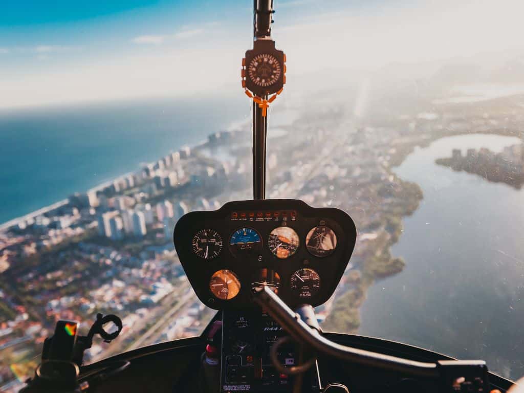 9 Safety Tips Every Helicopter Pilot Should Follow 2 don't cruise too low