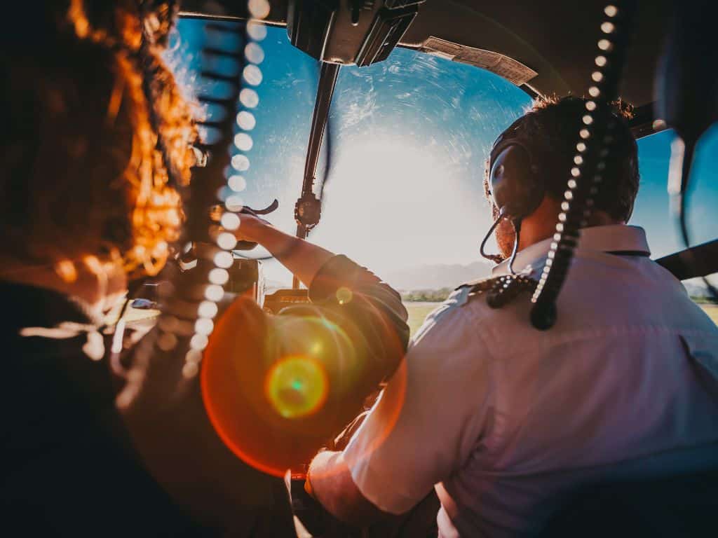 finding the right helicopter flight training