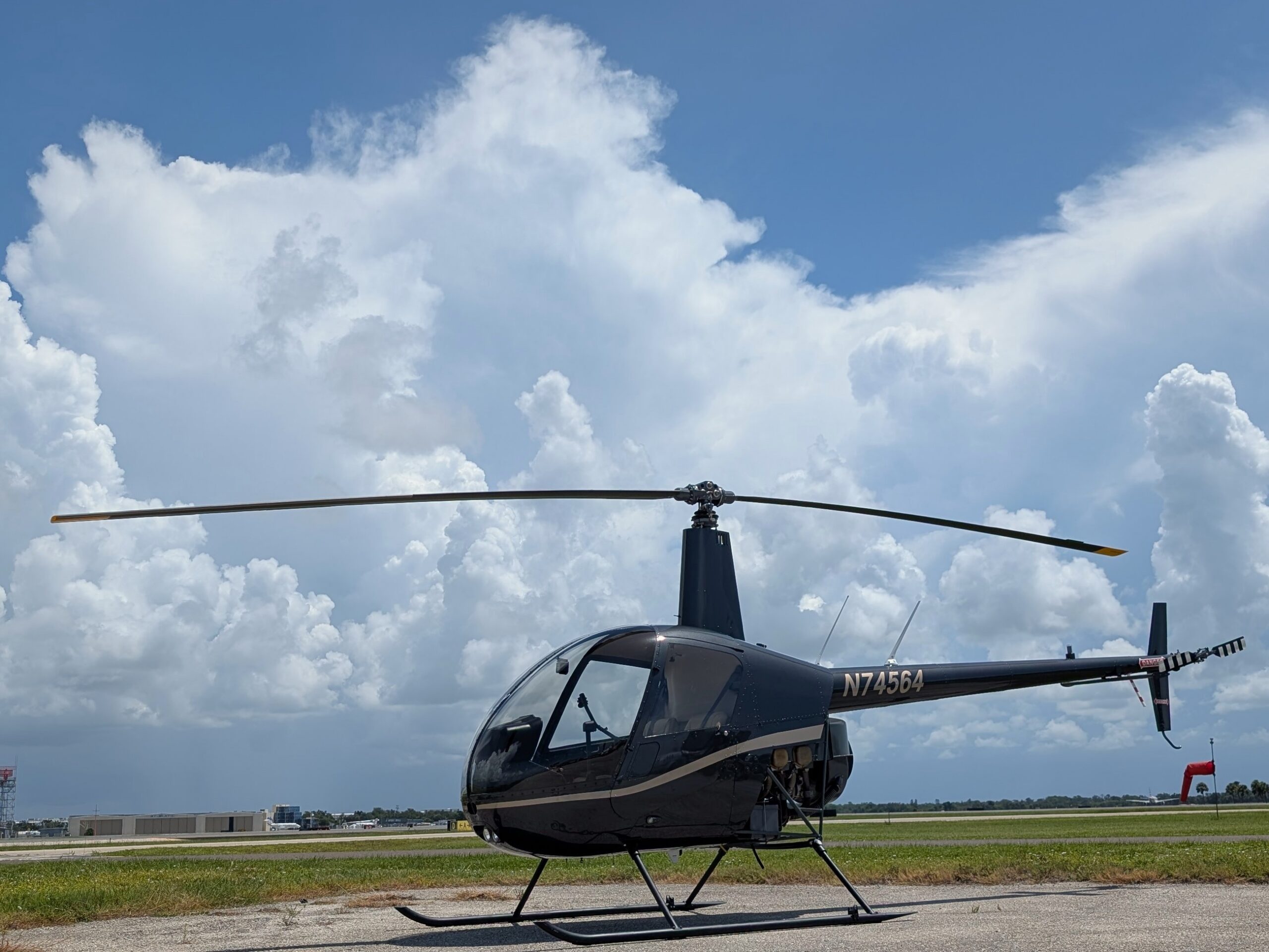 R22 Helicopter